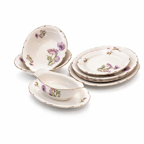 Trauku komplekts ar magoņu rakstu